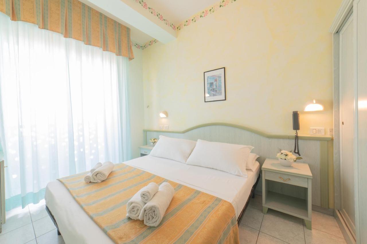 Hotel Cavalli Cattolica Luaran gambar