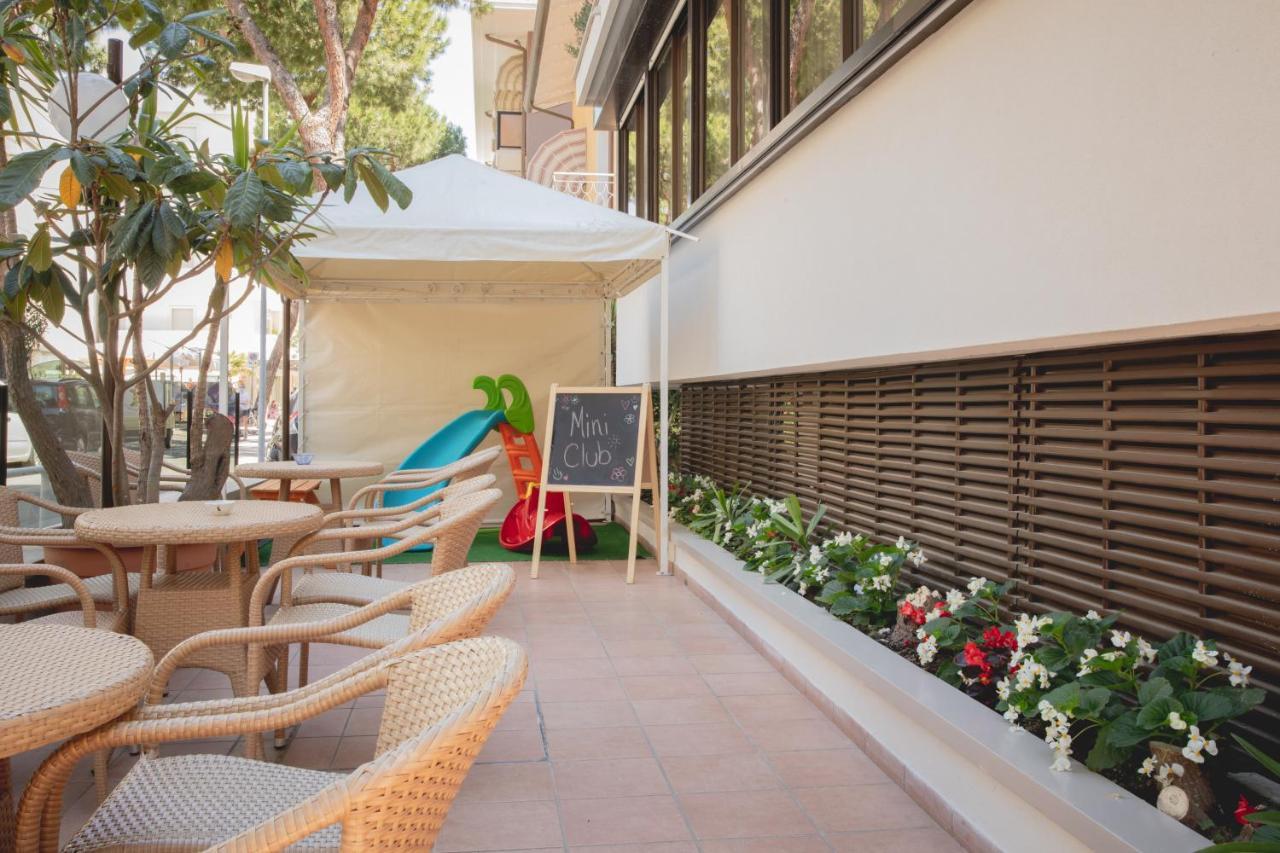 Hotel Cavalli Cattolica Luaran gambar